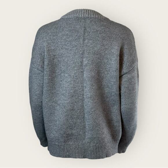 Hello Kitty & Friends Forever 21 | Angel Drop-Sleeve Sweater | Gray | Small - Picture 4 of 13